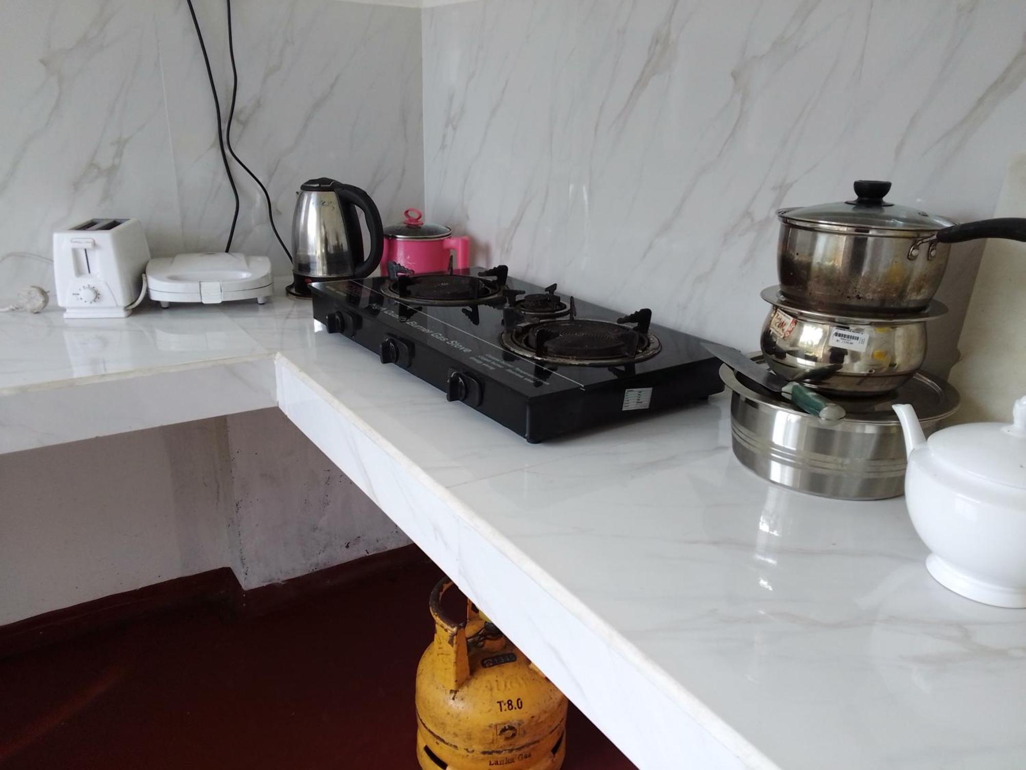 Pravindi Guest Home Mirissa Εξωτερικό φωτογραφία